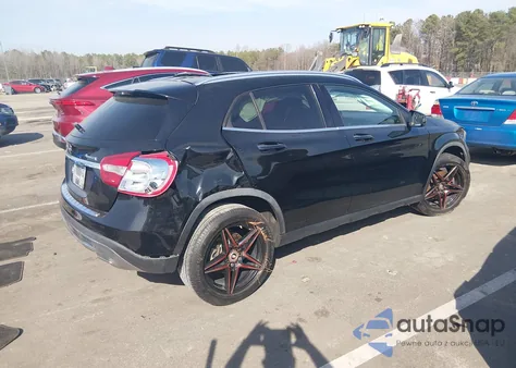 2016 Mercedes-Benz Gla 250 4Matic z USA, uszkodzony, nr VIN WDCTG4GB5GJ262196